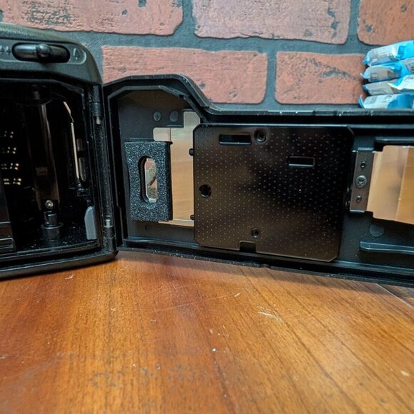 PENTAX Zoom 60-X 35mm 90s Y2K Point & Shoot Film Camera Black TESTED Works - Picture 8 of 11